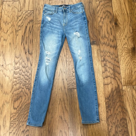 Hollister Denim - Hollister High Rise Super Skinny distressed jeans size 0